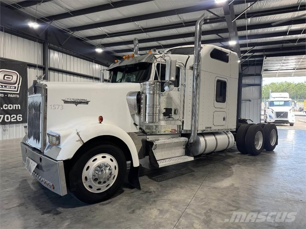 Kenworth W900 Tractor Units