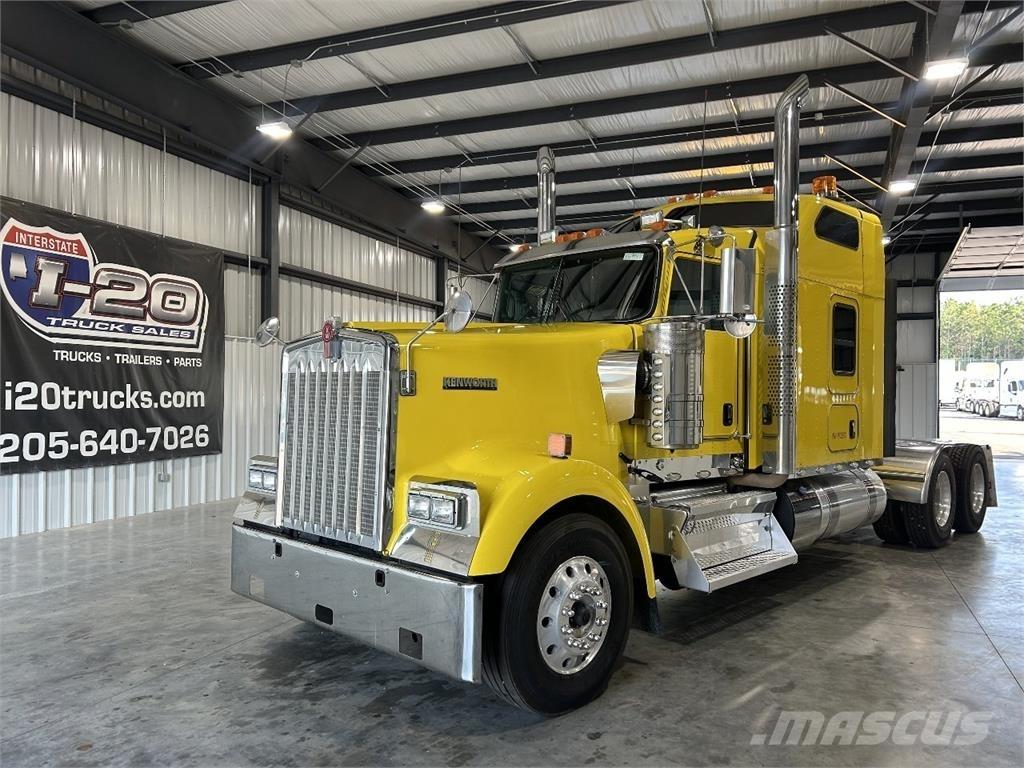 Kenworth W900L Tractor Units