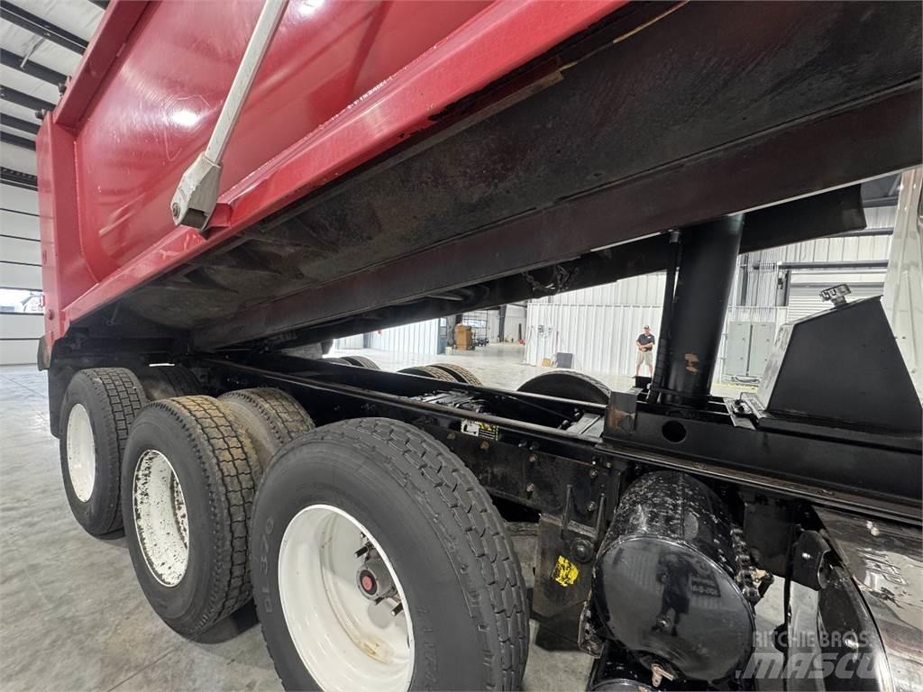 Mack GU713 Tipper trucks