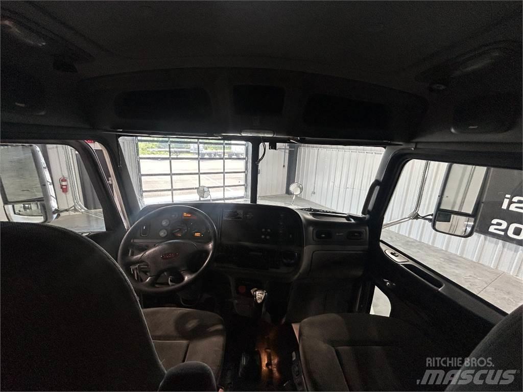 Peterbilt 386 Tractor Units