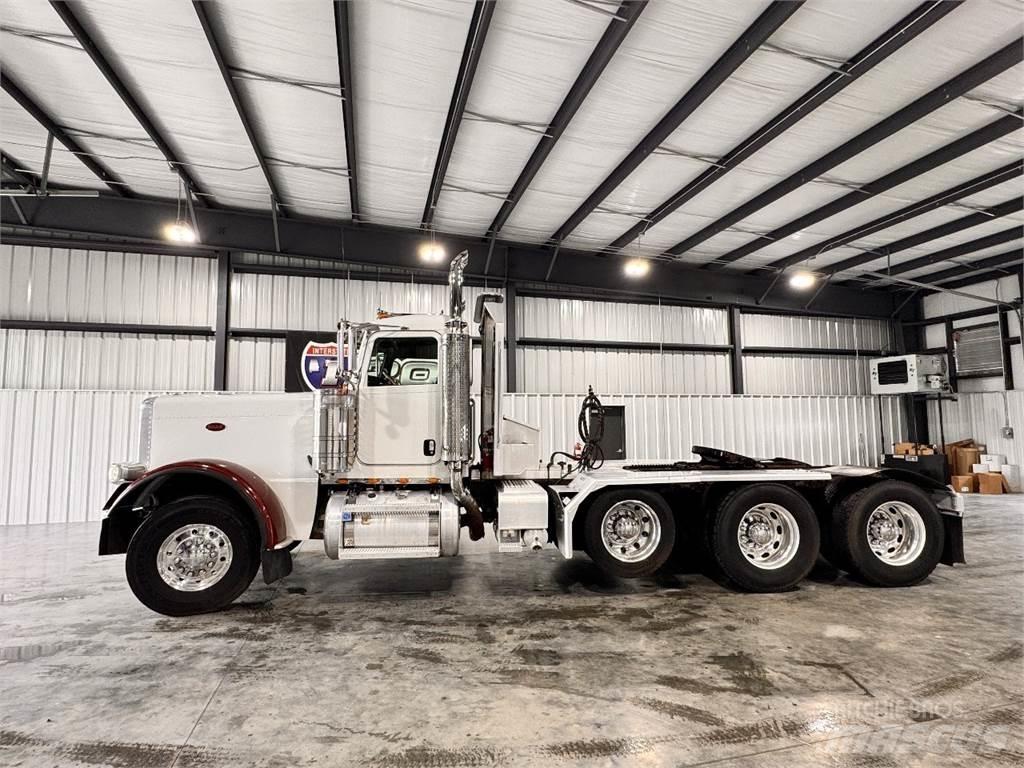Peterbilt 389 Tractor Units