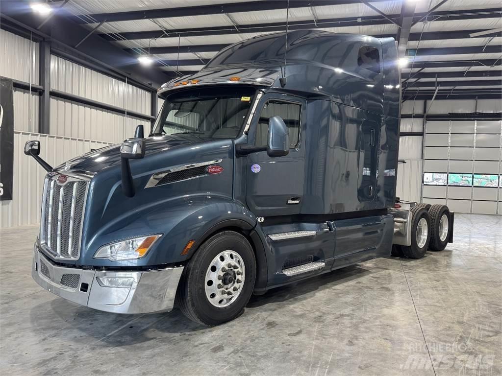 Peterbilt 579 Tractor Units