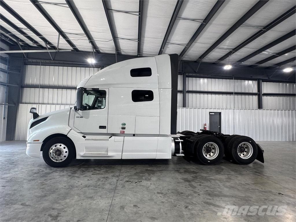 Volvo VNL760 Tractor Units