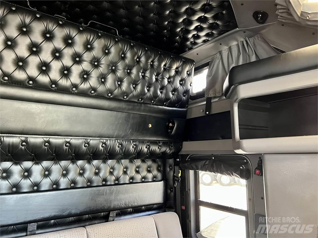 Kenworth T800 Tractor Units