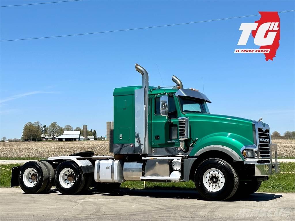 Mack Titan TD713 Tractor Units