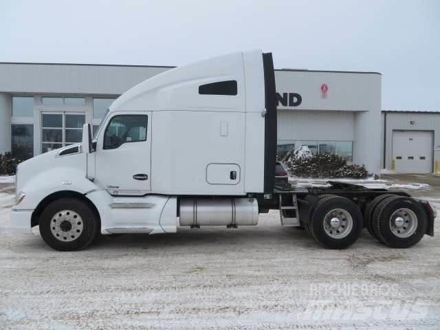 Kenworth T680 Tractor Units
