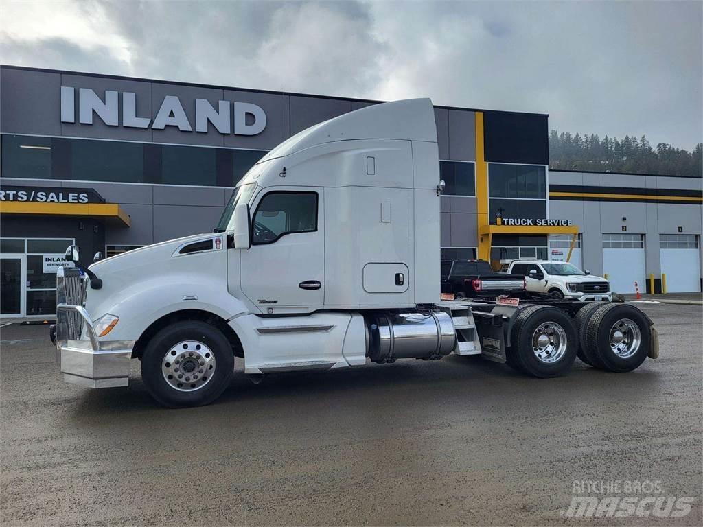 Kenworth T680 Chassis Cab trucks