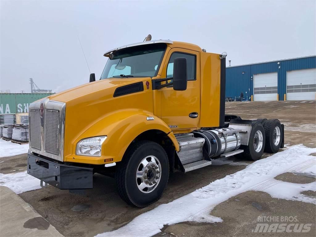 Kenworth T880 Tractor Units