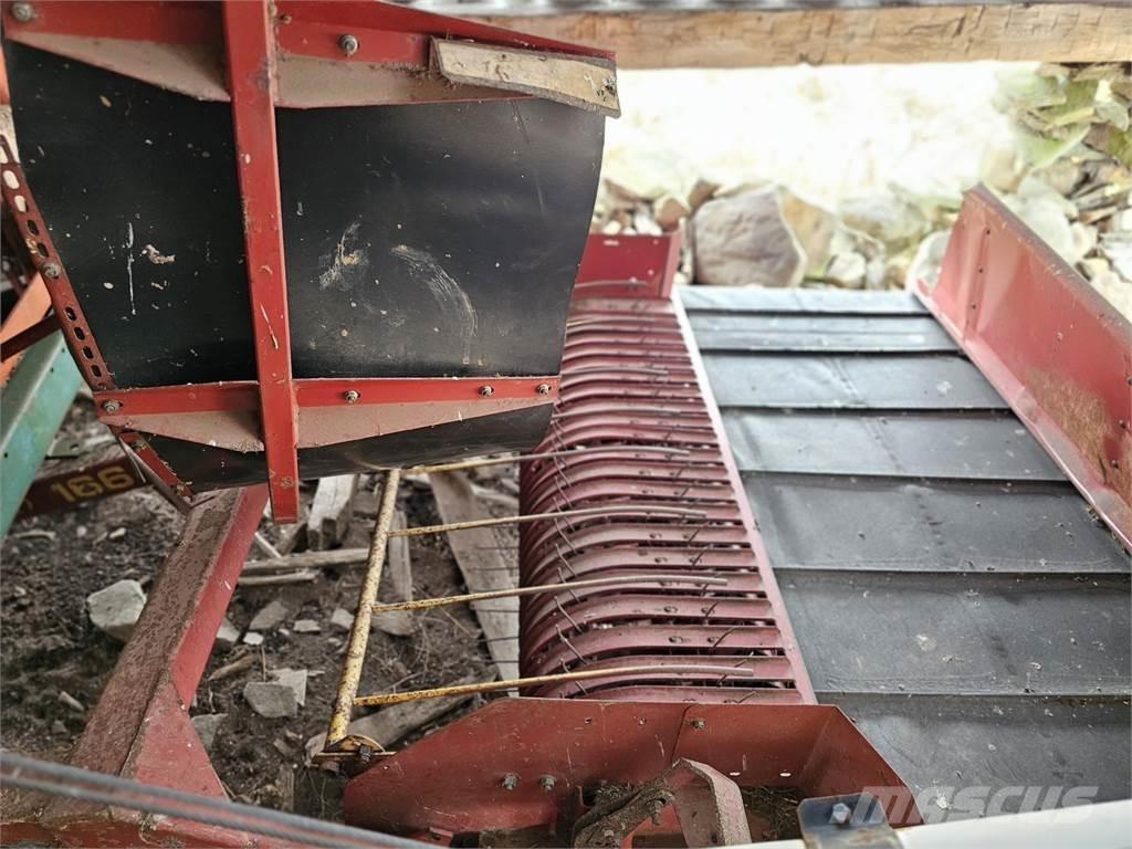 New Holland 166 Other components