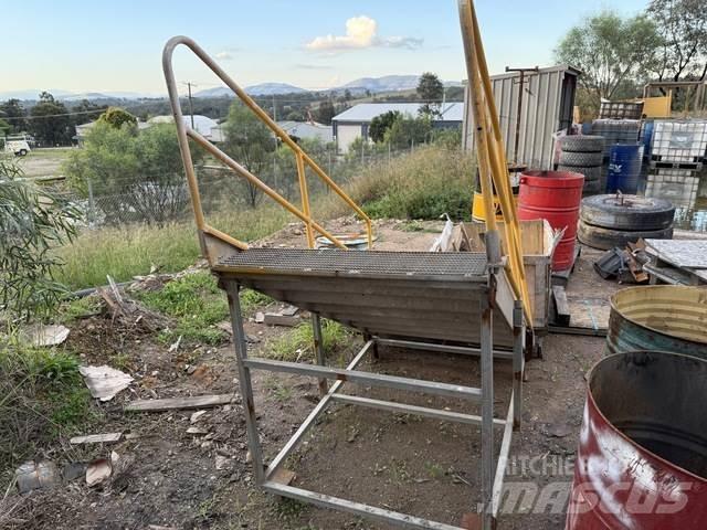 Acess Stairs Construction - Others