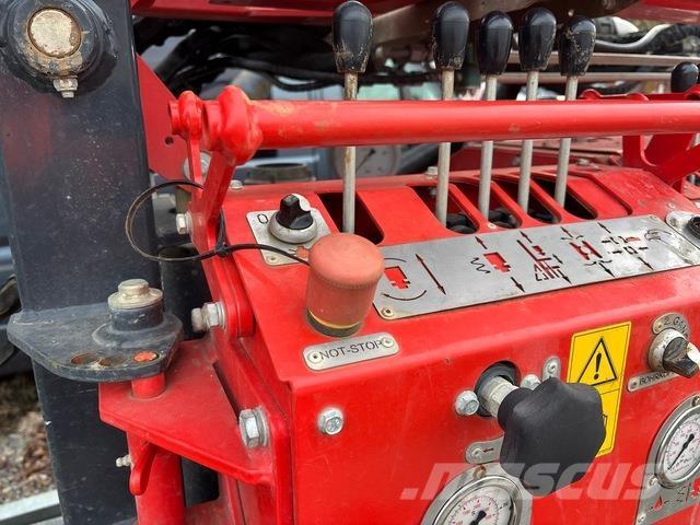 Adler B25 Construction - Others