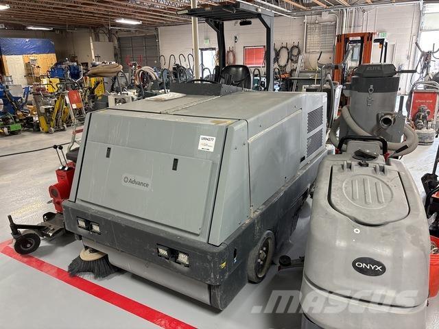 Advance 7765 Scrubber dryers