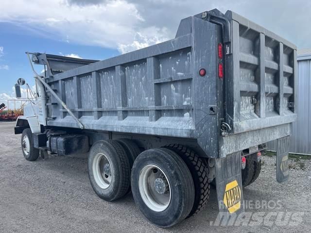 BMY M934A2 Tipper trucks