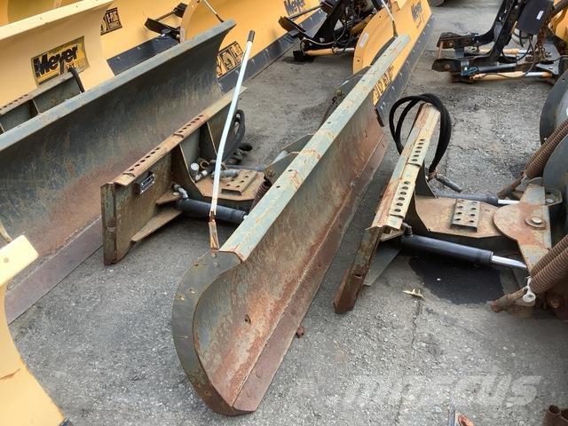 Bobcat  Construction - Others