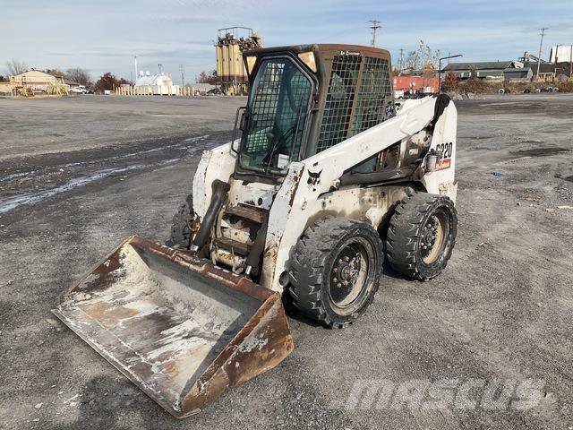 Bobcat S220 Skid steer loaders