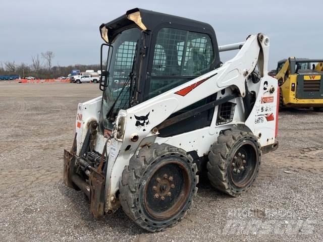 Bobcat S570 Skid steer loaders