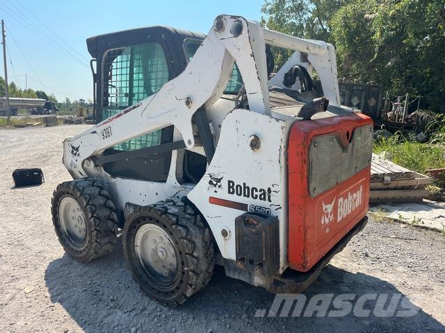 Bobcat S570 Skid steer loaders