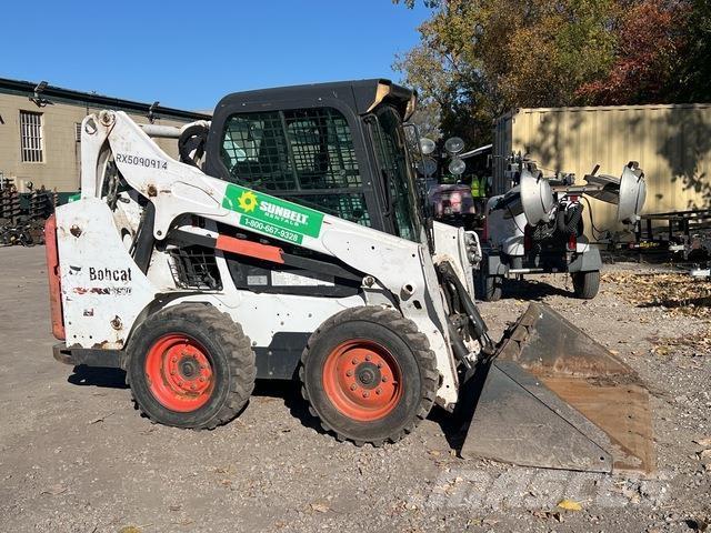 Bobcat S570 Skid steer loaders