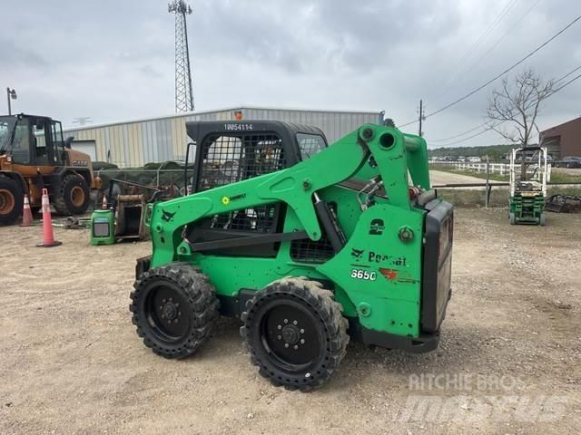 Bobcat S650 Skid steer loaders