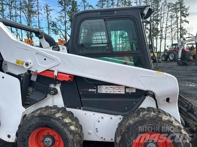 Bobcat S76 Skid steer loaders