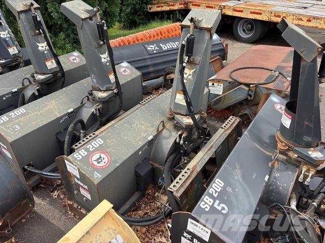 Bobcat SB200 Snow throwers