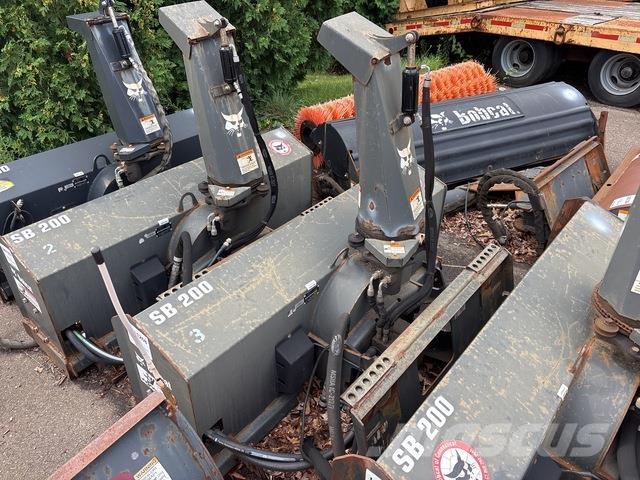 Bobcat SB200 Snow throwers