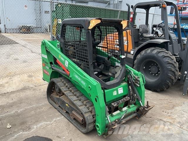 Bobcat T450 Skid steer loaders