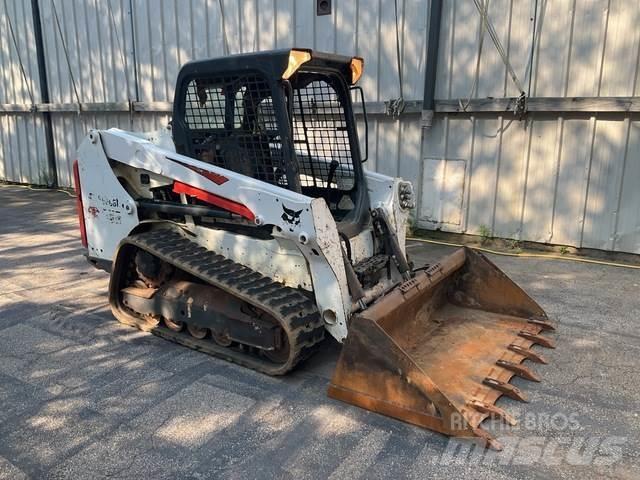 Bobcat T550 Skid steer loaders