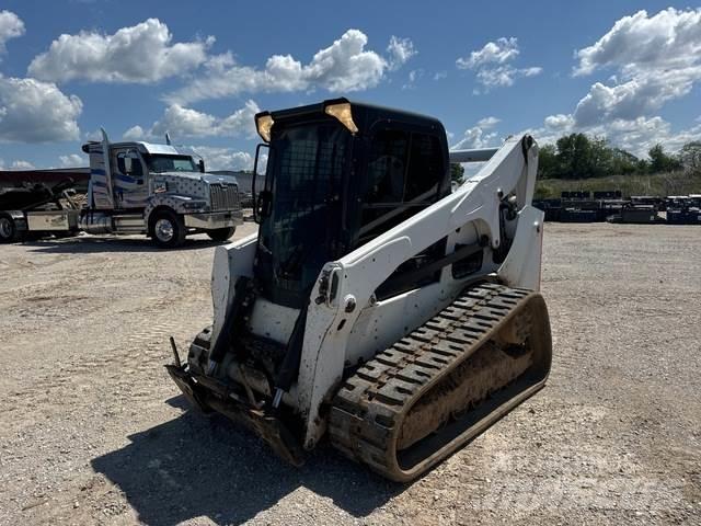 Bobcat T740 Skid steer loaders