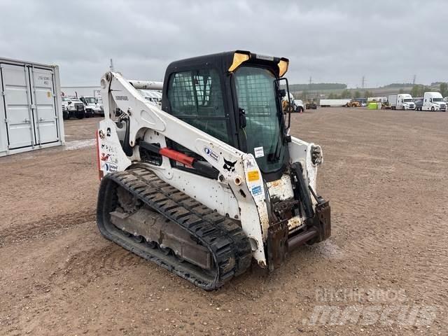 Bobcat T740 Skid steer loaders