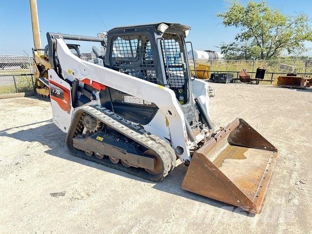 Bobcat T76 Skid steer loaders