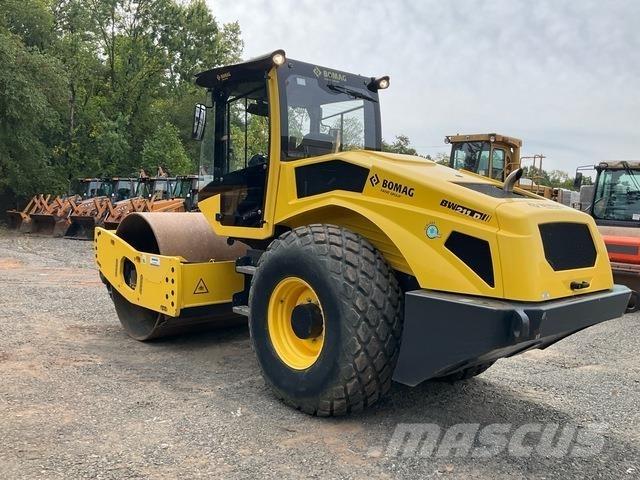 Bomag BW211 D Single drum rollers
