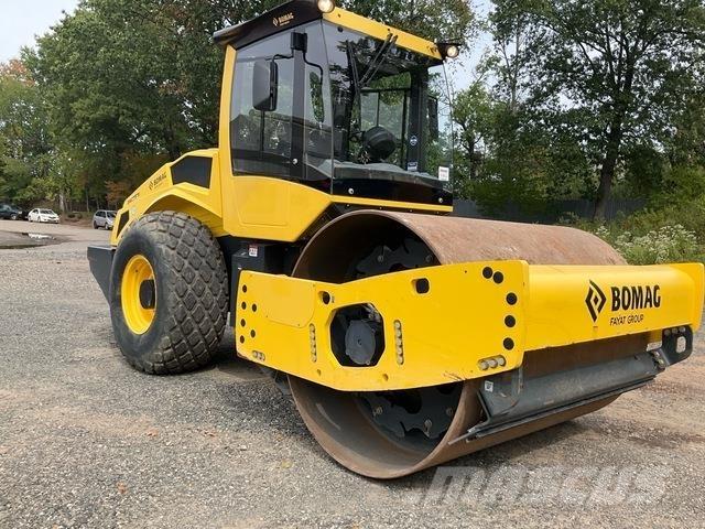 Bomag BW211 D Single drum rollers