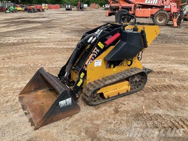 Boxer 375 Skid steer loaders