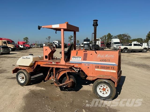 Broce RJ350 Indoor sweepers