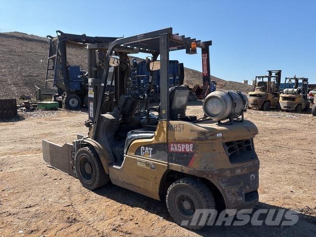 CAT  Forklift trucks - others