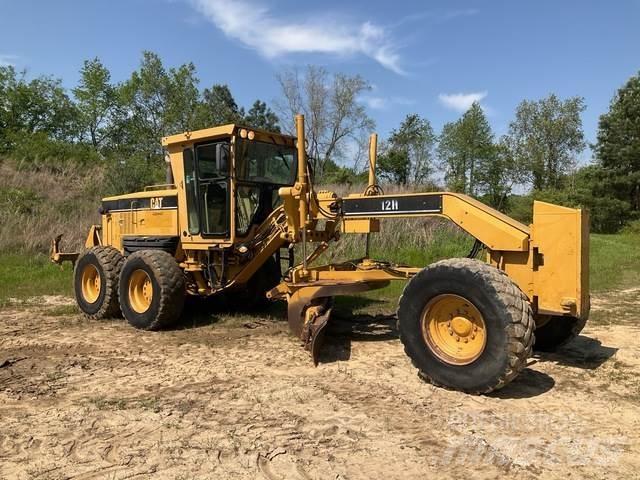 CAT 12H Graders