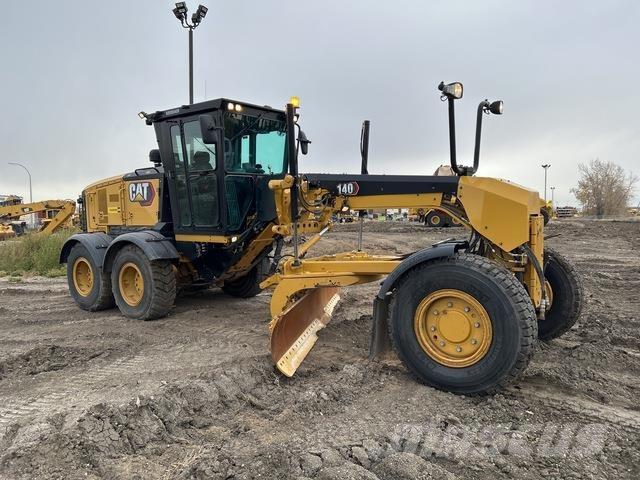 CAT 140 AWD Graders