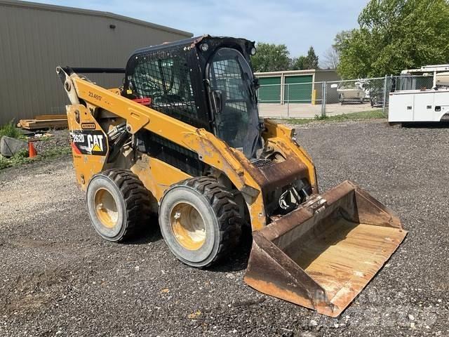 CAT 262D Skid steer loaders
