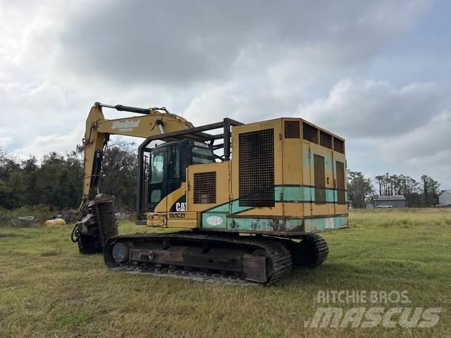 CAT 321D Crawler excavators
