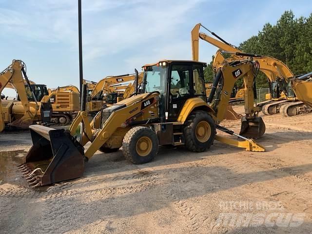CAT 440 Backhoe loaders
