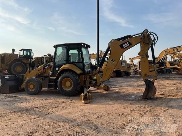 CAT 440 Backhoe loaders
