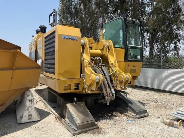 CAT 5110B Crawler excavators