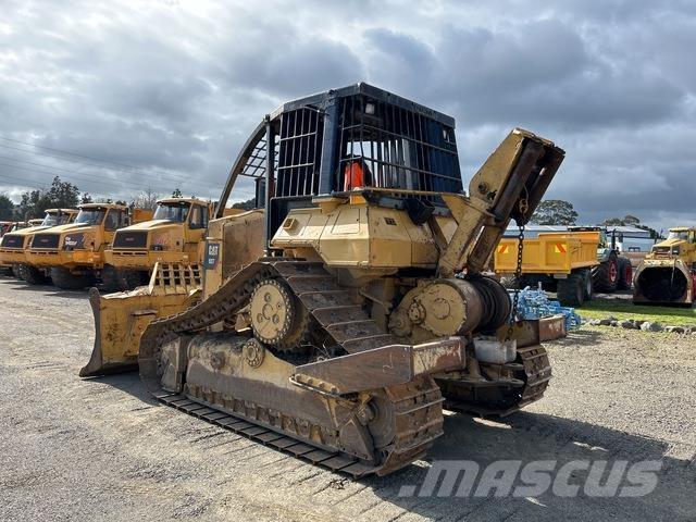 CAT 527 Crawler dozers