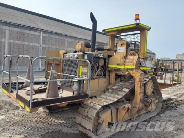 CAT 561H Pipelayer dozers
