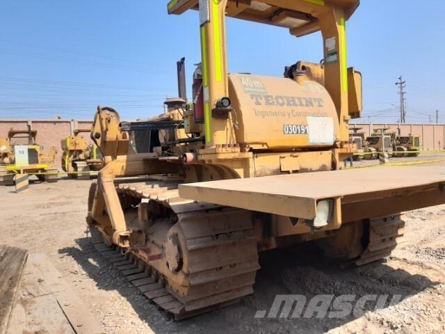 CAT 572F Pipelayer dozers