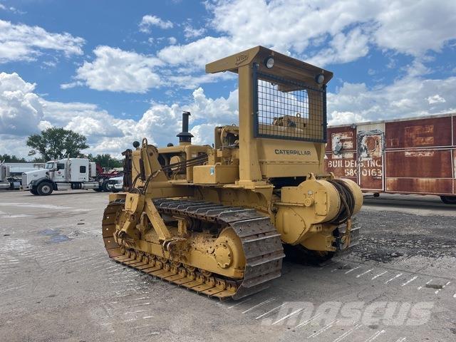 CAT 572G Pipelayer dozers