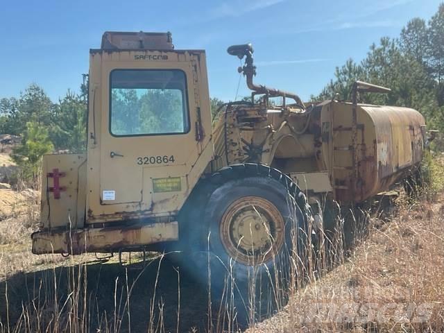 CAT 613B Water tankers