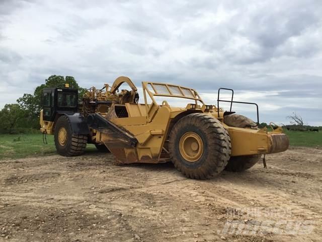 CAT 621G Scrapers