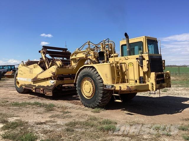 CAT 623F Scrapers